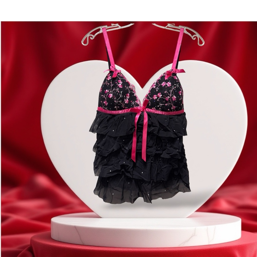 NWT Y2K 2000’s RARE Victoria Secret Sexy Little Things Lace floral Mesh Medium